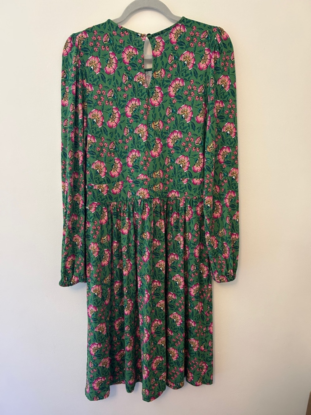 Boden Alexandra Blouson Jersey Dress in Paradise Green - Picture 8 of 8